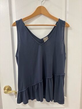 Anthropologie dolan Left Coast Collection Navy Sleeveless V-Neck Top Ruffle Hem